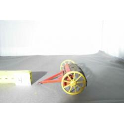Hay rake, dinky toys (4) incompleet