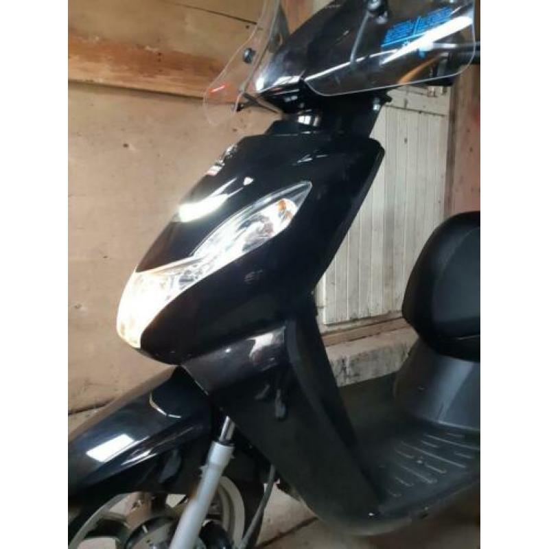 Peugeot kisbee nieuwstaat