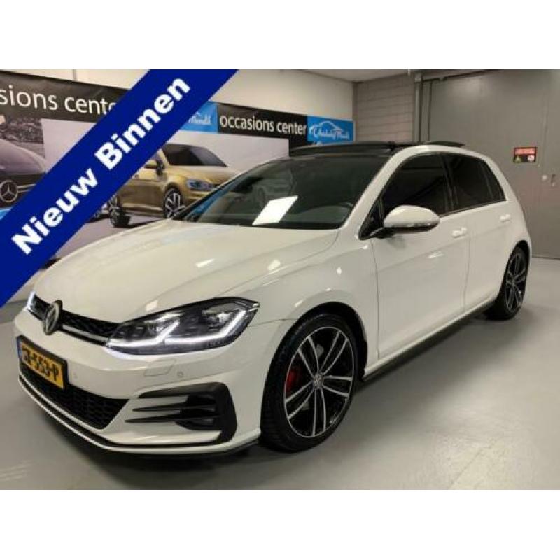 Volkswagen Golf 2.0 GTD PANO DSG S&S BOMVOL FACELIFT