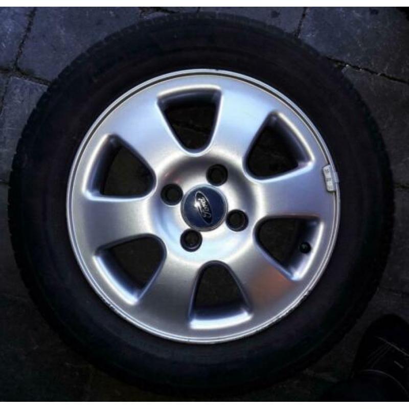 Originele Ford velgen Fiësta 6J x 15 H2