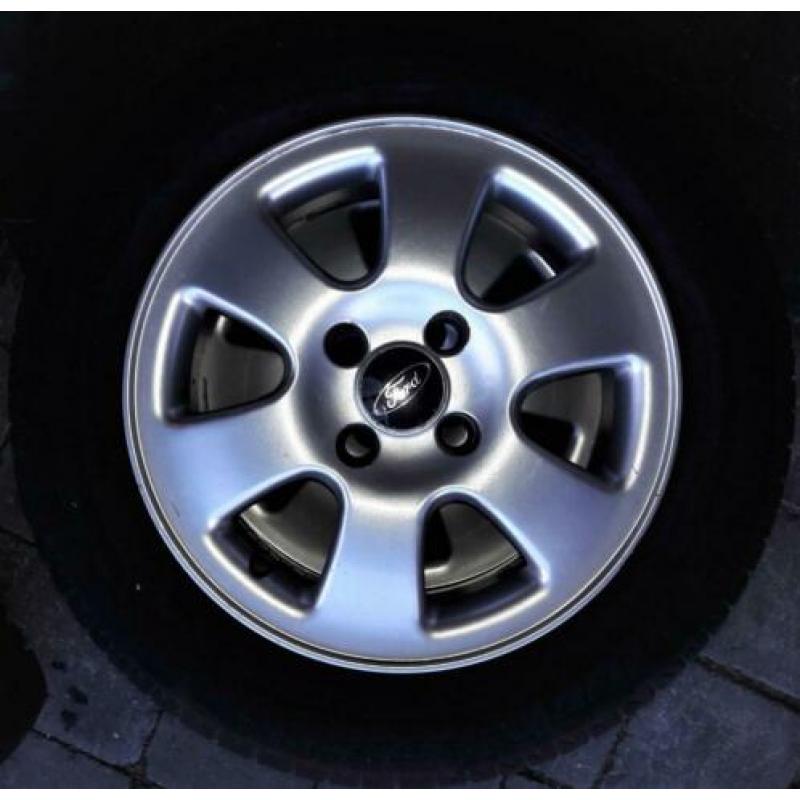 Originele Ford velgen Fiësta 6J x 15 H2