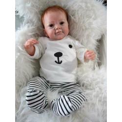 Glimlachende reborn baby SANYA van Gudrun Legler zoekt mama