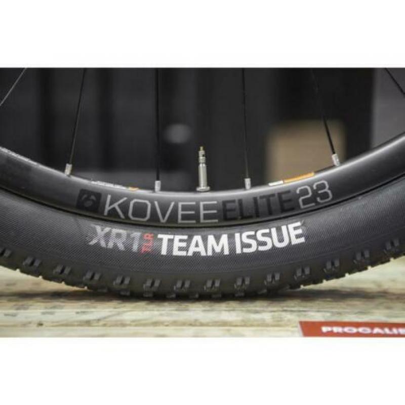 Bontrager Kovee elite 23 carbon boost 29 wielset