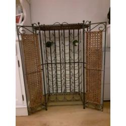 Brocante smeedijzeren wijnrek