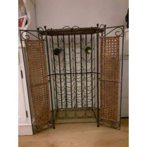 Brocante smeedijzeren wijnrek
