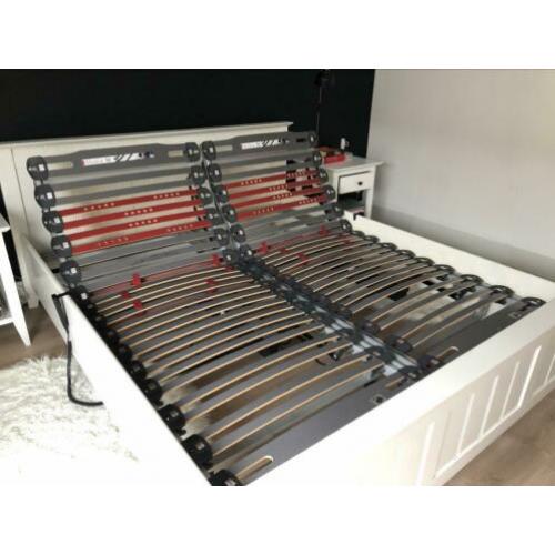 Bed 180 x 210cm met elektrische verstelbare bodem