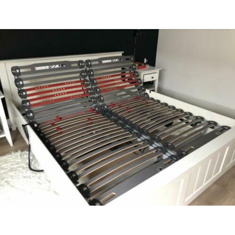 Bed 180 x 210cm met elektrische verstelbare bodem