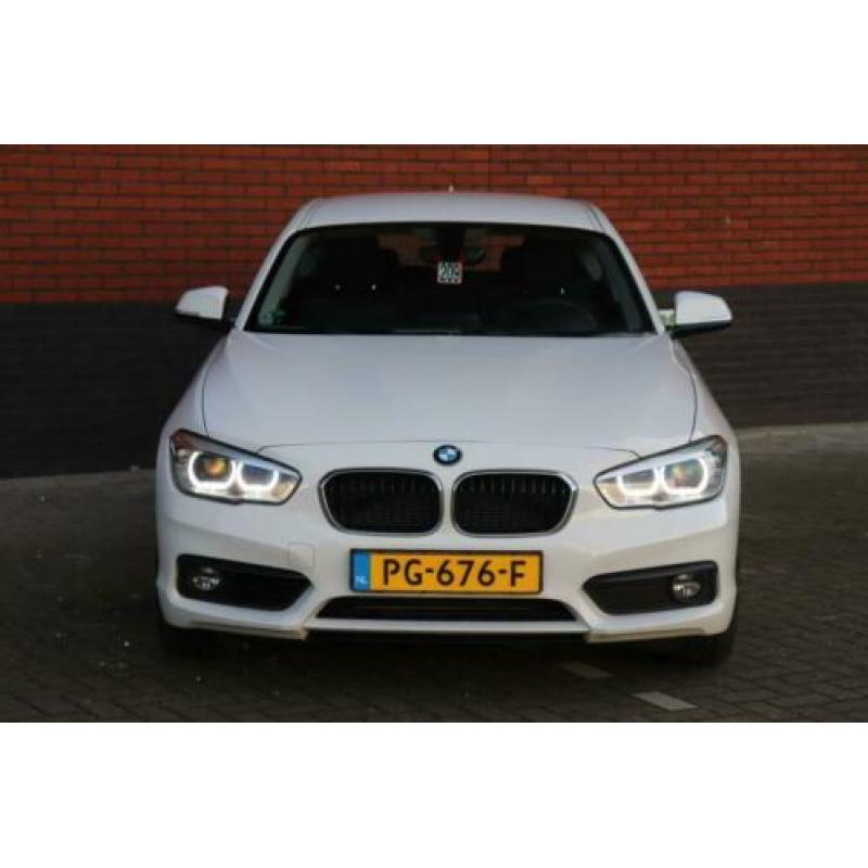 Bmw 1-serie 118i Executive Automaat/LED/Navi/3drs