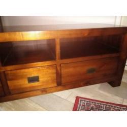 Kersenhouten tv kast