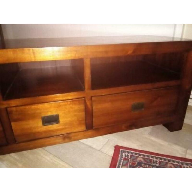 Kersenhouten tv kast