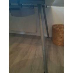Wit bureau 195x110