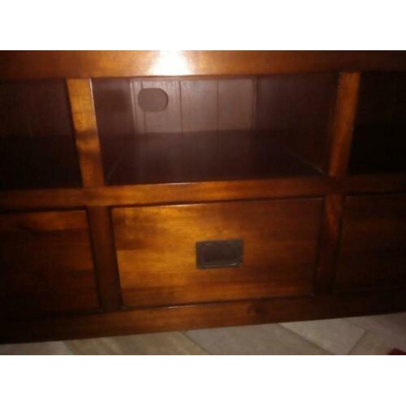 Kersenhouten tv kast