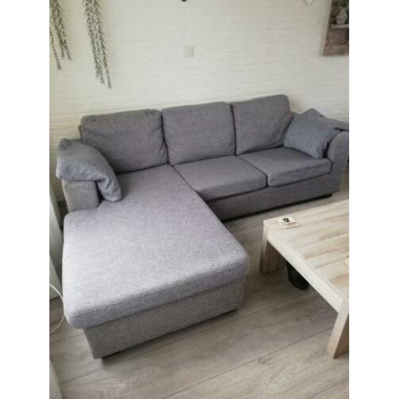 Bank, lounge zowel links als rechts te gebruiken