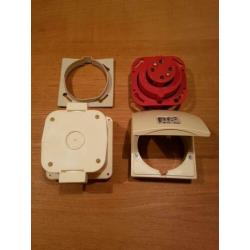 Walther Mondo WCD 32A 4P 400V 6h IP44. Type: 436 4 06