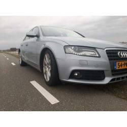 Audi A4 2.0 Tfsi 132KWMultitronic ‘10 Grijs incl modificatie