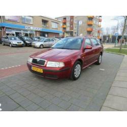 SKODA Octavia 1.9 TDI AUT COMBI Comfort