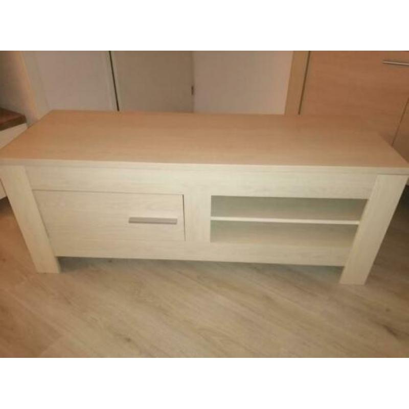 Tv meubel (onbeschadigd)