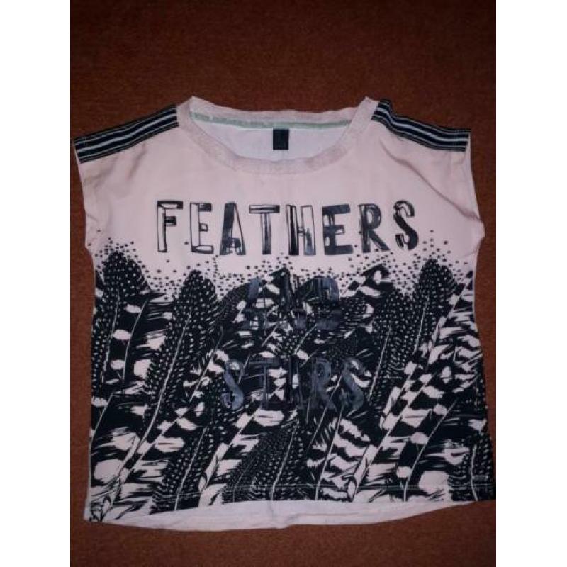 Diverse meisjes shirts mt 140, z.g.a.n, €3;- per stuk