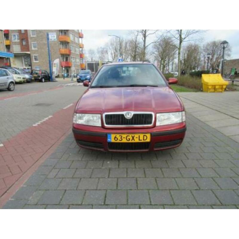 SKODA Octavia 1.9 TDI AUT COMBI Comfort