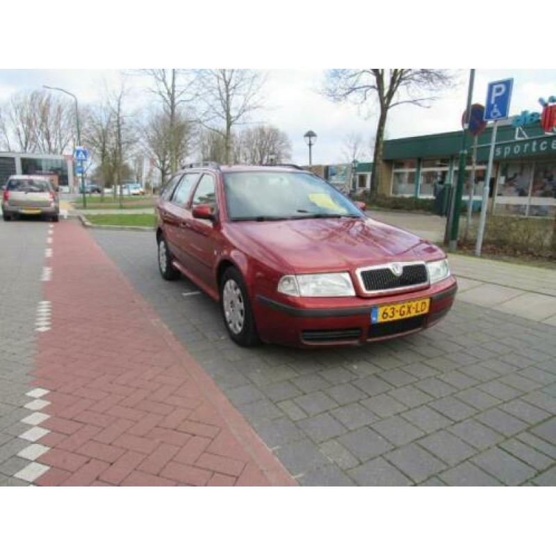 SKODA Octavia 1.9 TDI AUT COMBI Comfort