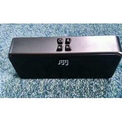 Stereoboom 500 speaker