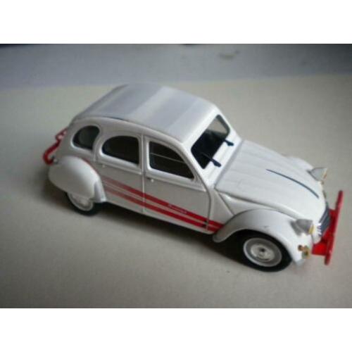 Norev Citroen 2CV - "Rudolph" - metaal