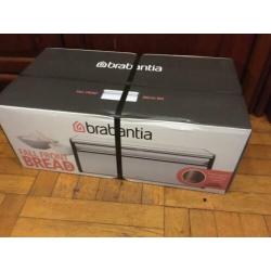 Brabantia Broodtrommel met Klepdeksel - Platinum