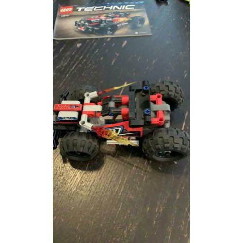 Lego technic 42073 race auto