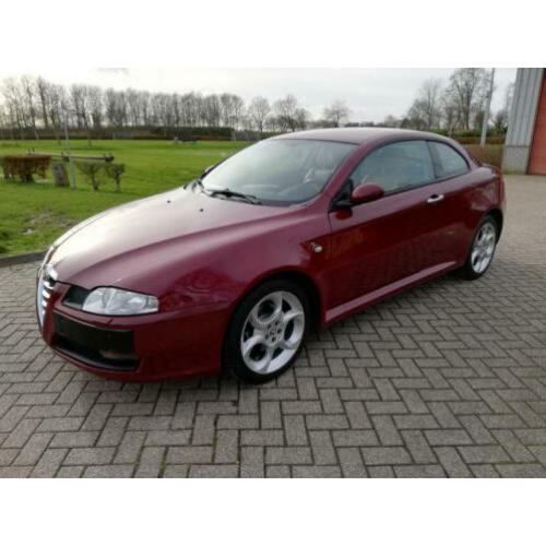 !Alfa Romeo GT 2.0 SELESPEED , 98000KM!!! Rosso Radicofani!