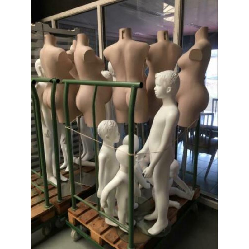 Partij paspoppen ca 15 stuks