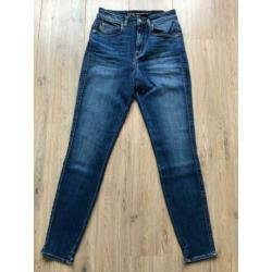 DRYKORN "WET" jeans maat 28 - lengte 34