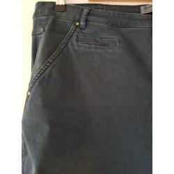 Summum broek maat 44