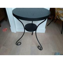 Ikea (bijzet) tafeltje zwart