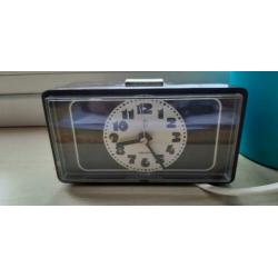 Vintage bruine wekker made in Germany Electrisch
