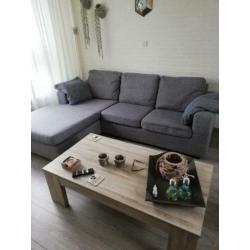 Bank, lounge zowel links als rechts te gebruiken