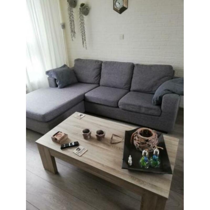 Bank, lounge zowel links als rechts te gebruiken
