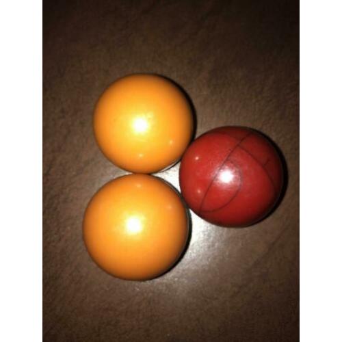 Oude Biljartballen