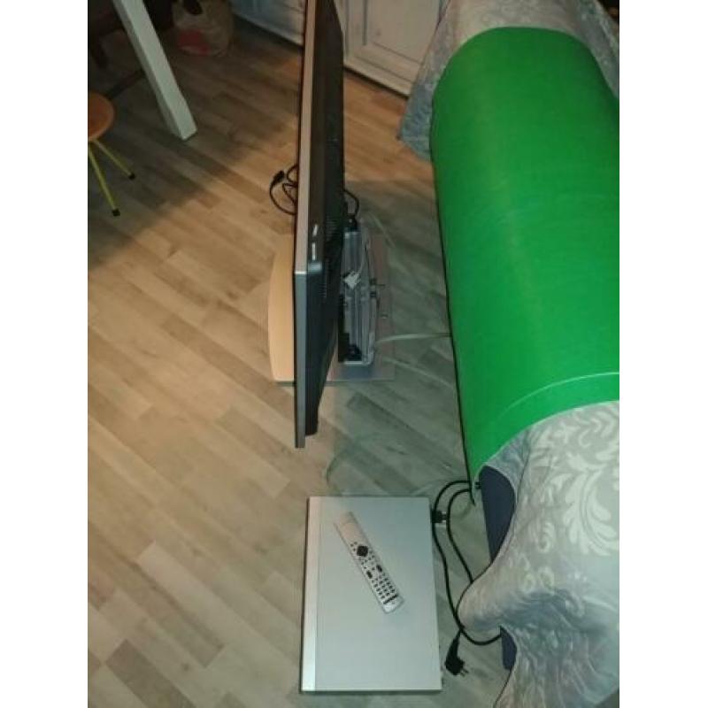 Pioneer plasma tv.
