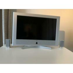 Loewe Connect 32 FULL HD TV + Loewe auro speakers / sub /dvd