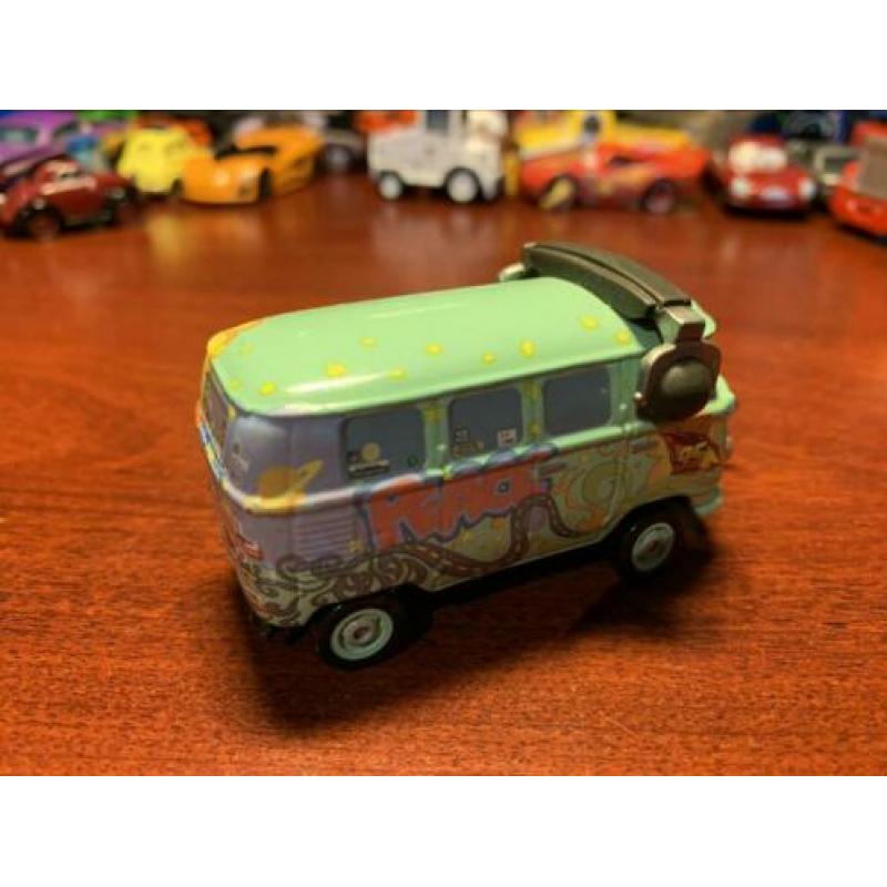Disney Pixar Cars 2 Movie - Fillmore pit crew chief 1:55