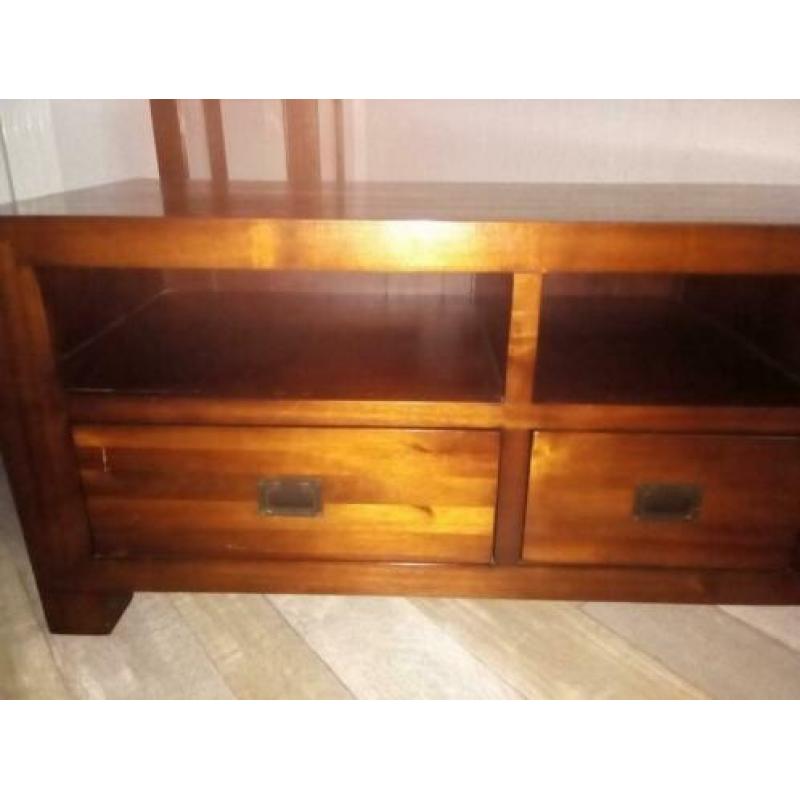 Kersenhouten tv kast