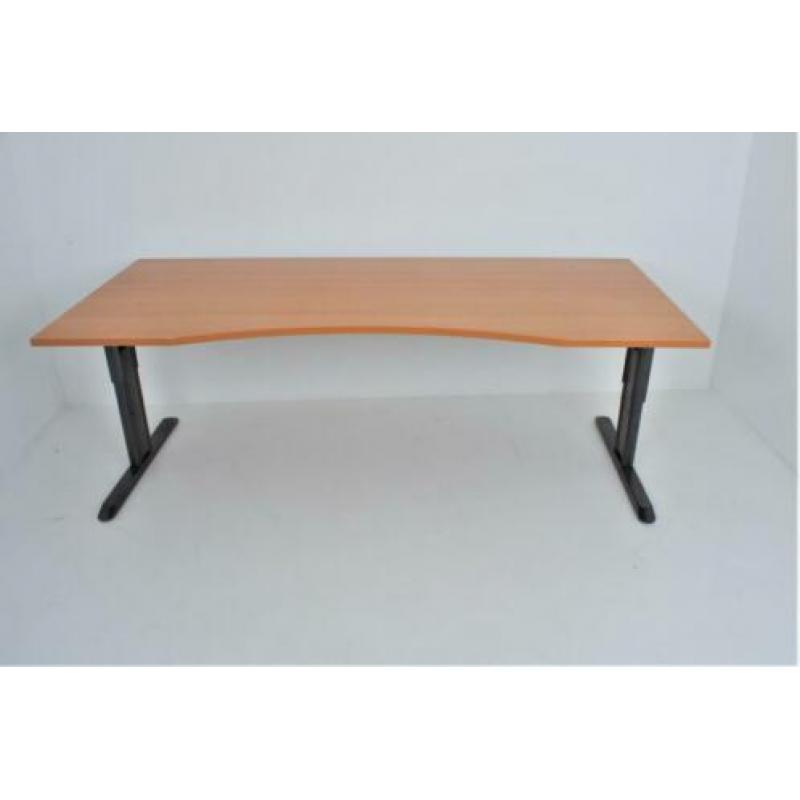 Beuken buikbureau gebruikt €125,- ex 200x90cm