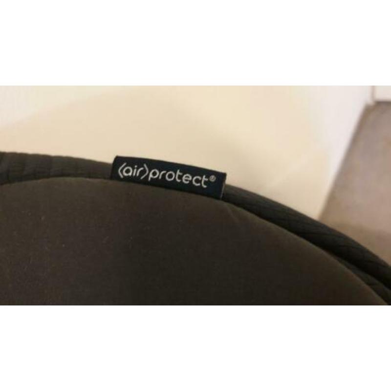 Maxi Cosi Rodi Airprotect autostoeltje, zwart