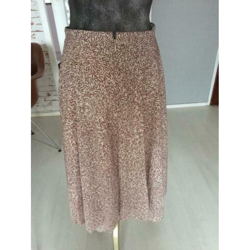 Rood/beige lange rok van H&M maat 40