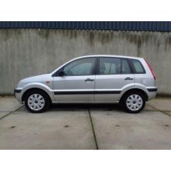 Ford Fusion 1.4-16V Champion airco, trekhaak
