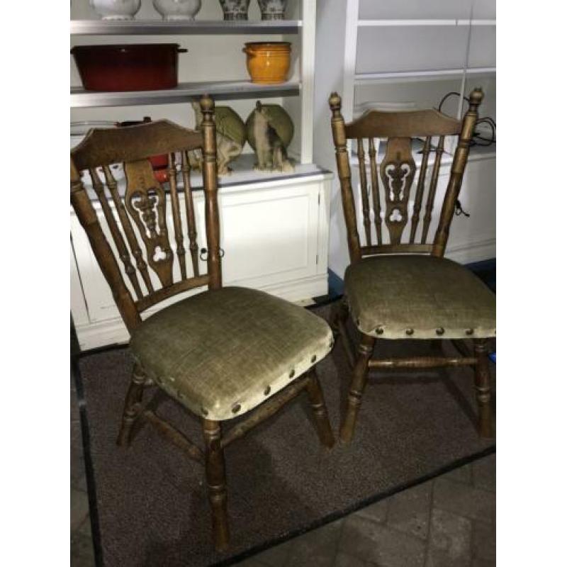 Set van2 antieke spijltjes stoelen retro Vintage stoel