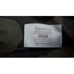 Jasje mt xs van bershka