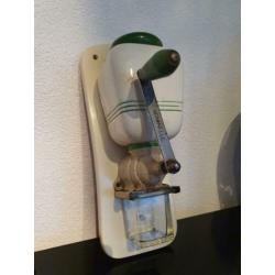 Schitterende brocante Van Nelle wand koffiemolen nu €25
