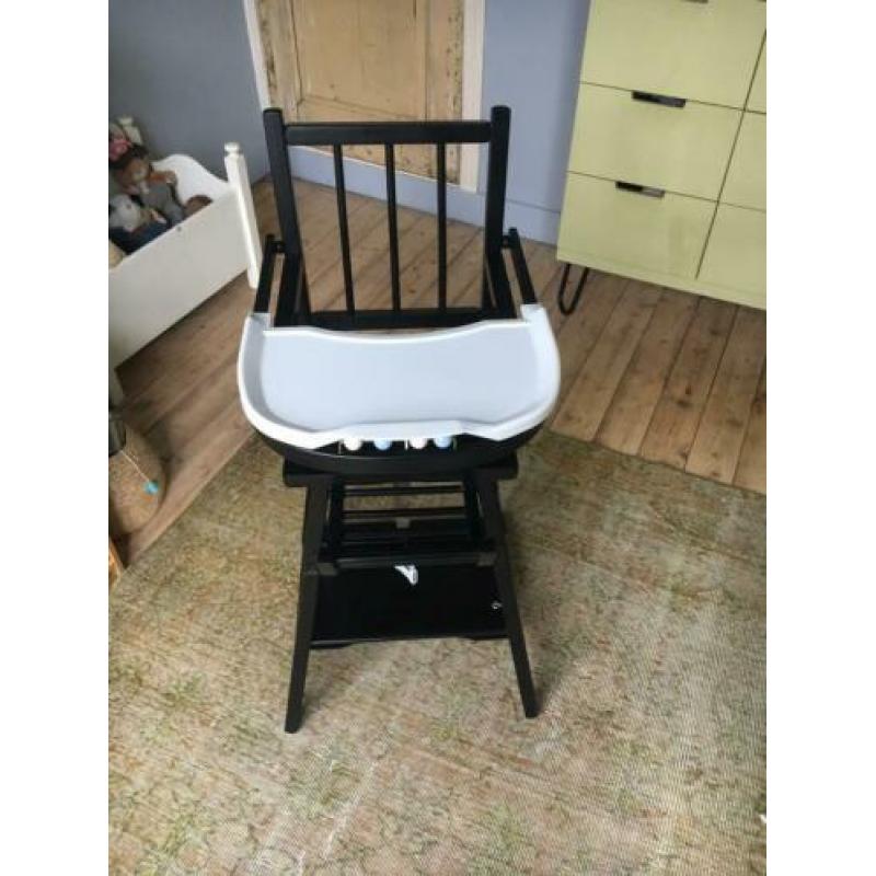 Combelle zwarte kinderstoel