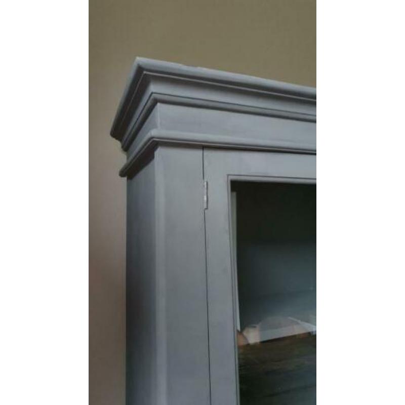 Bufferkast vitrinekast hout